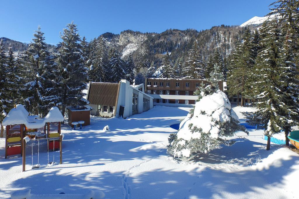 Hotel Grüsch Exteriör bild