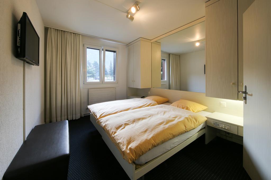Hotel Grüsch Exteriör bild