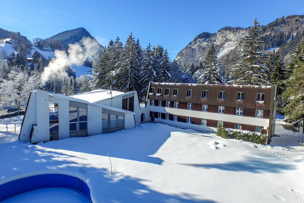Hotel Grüsch Exteriör bild