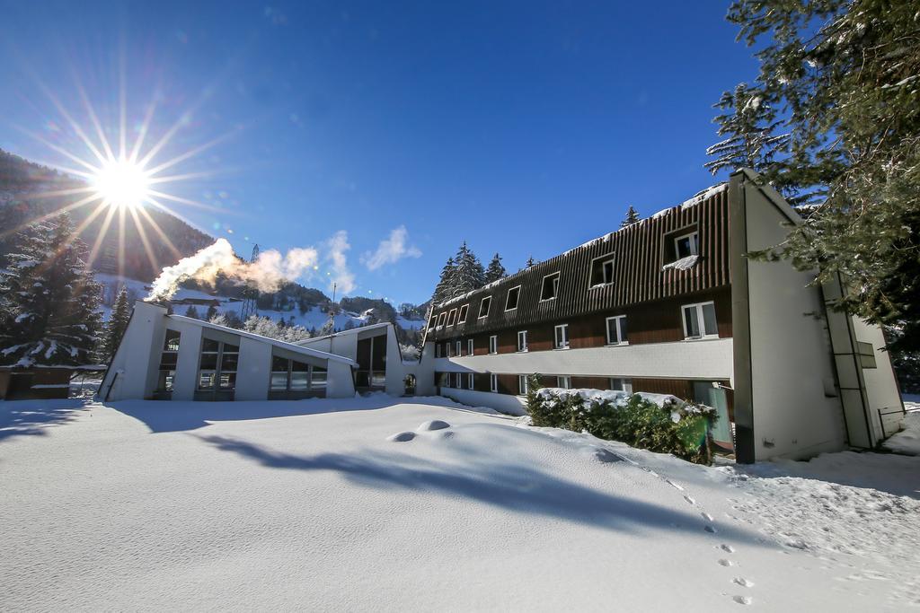Hotel Grüsch Exteriör bild