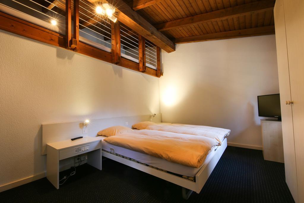 Hotel Grüsch Exteriör bild